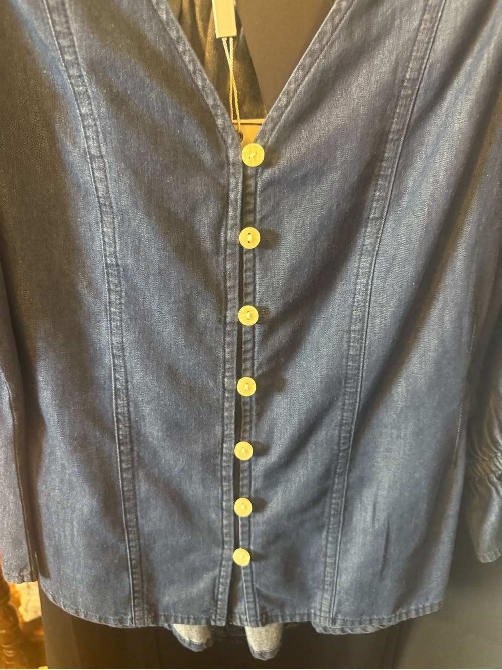 Cupio Dark Blue Denim Button-Front Puff Sleeve Blouse - Picture 2 of 3